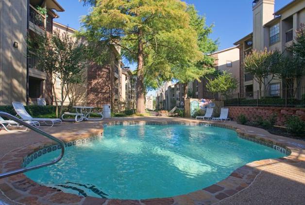 Commercial Pool Cleaning, Repair and Maintenance Commercial Pool Cleaning, Repair and Maintenance